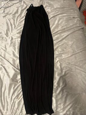 Elegant Black Maxi Dress - Women’s Sleeveless Maxi